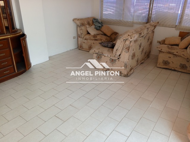 APARTAMENTO para Venta en Puerto Ordaz - 4