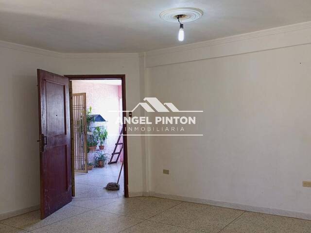 #74131 - APARTAMENTO para Alquiler en Maracaibo - V - 3