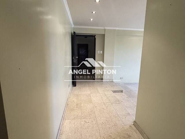 #21111 - APARTAMENTO para Venta en Maracaibo - V - 3