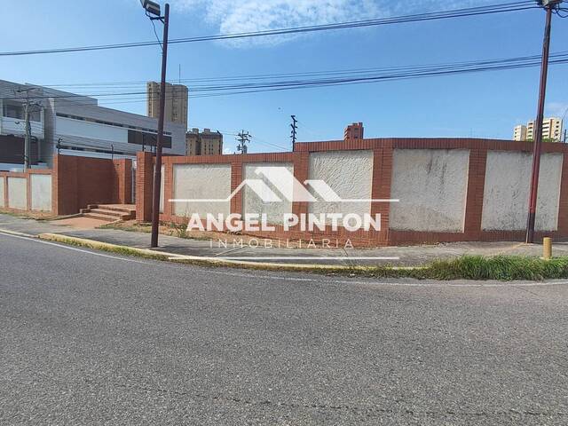 #7445 - TERRENO para Venta en Maracaibo - V - 2