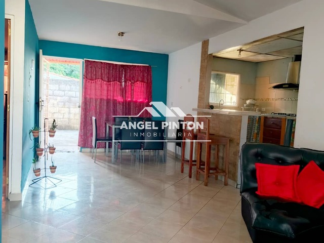 #7556 - CASA para Alquiler en Acarigua - P - 2