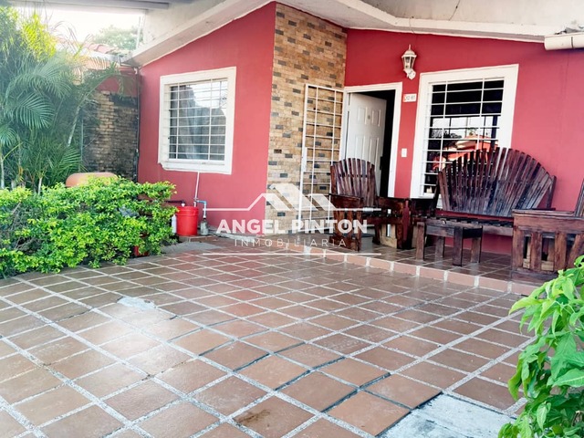 #7556 - CASA para Alquiler en Acarigua - P - 1