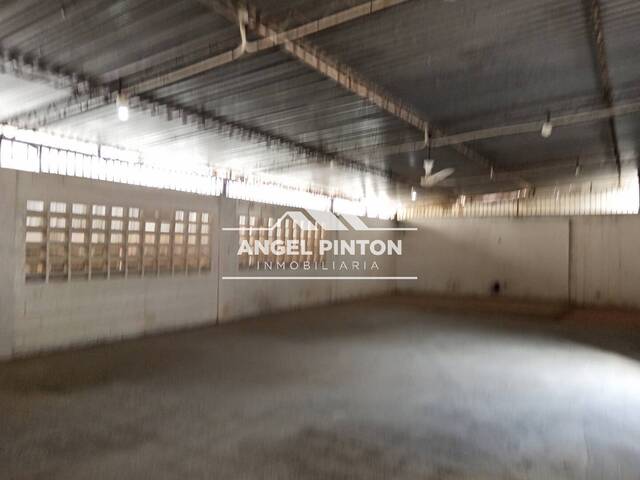 #7598 - GALPÓN / BODEGA para Alquiler en Maracaibo - V