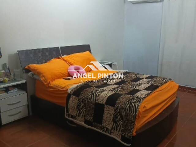 #7560 - CASA para Venta en Caracas - A - 3