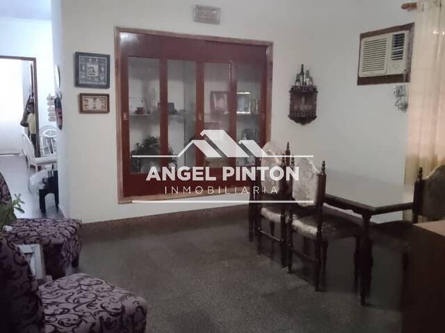 #7590 - CASA para Venta en Maracaibo - V