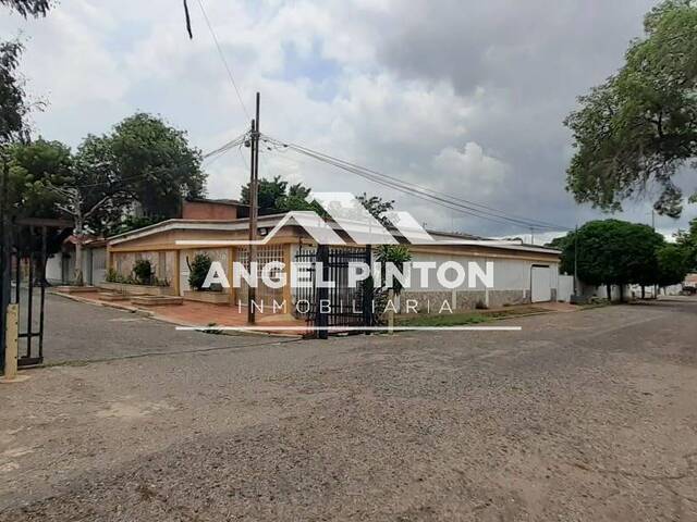 #7607 - CASA para Venta en Maracaibo - V - 1