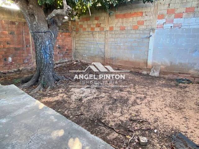 #7617 - CASA COMERCIAL para Venta en Maracaibo - V - 3