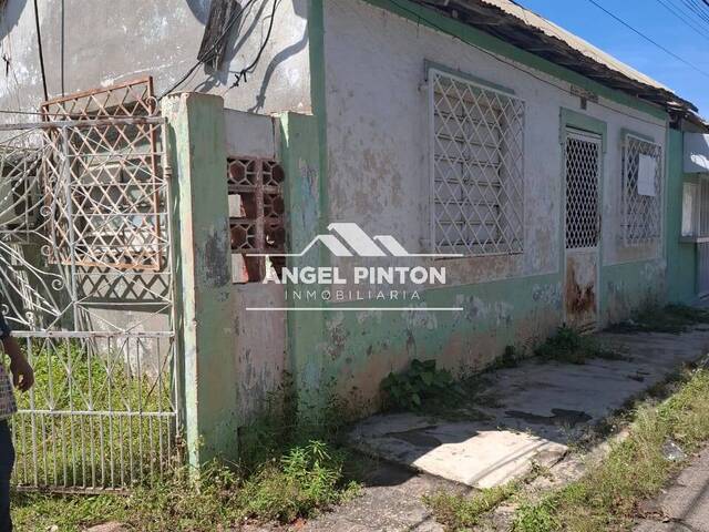 #7637 - CASA para Venta en Cabimas - V - 1
