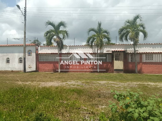 #7659 - CASA para Venta en Higuerote - M - 3