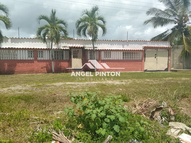 #7659 - CASA para Venta en Higuerote - M - 1
