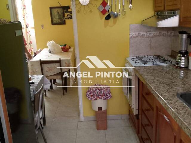 #7719 - APARTAMENTO para Alquiler en Maracaibo - V - 3