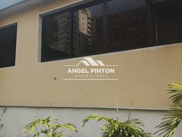 #7744 - LOCAL COMERCIAL para Venta en Caracas - A - 2