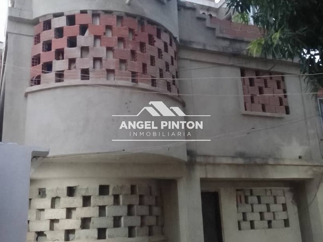#7743 - CASA para Venta en La Guaira - X - 1