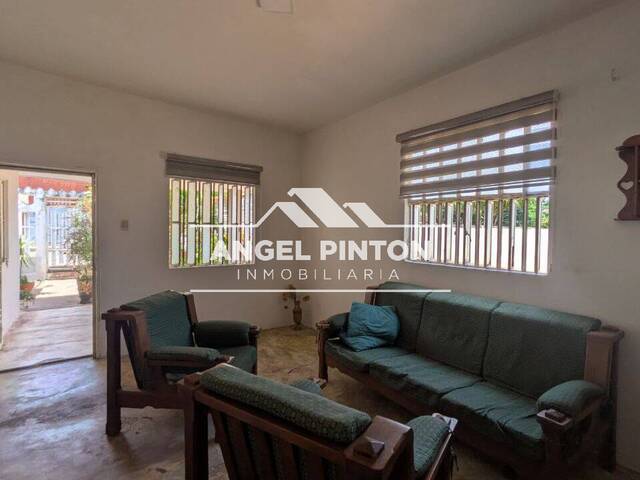 #7776 - CASA COMERCIAL para Venta en Maracaibo - V - 3