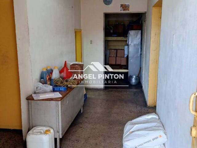 #7819 - CASA COMERCIAL para Venta en Maracaibo - V - 2