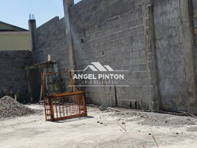 #7856 - CASA COMERCIAL para Venta en Acarigua - P - 2