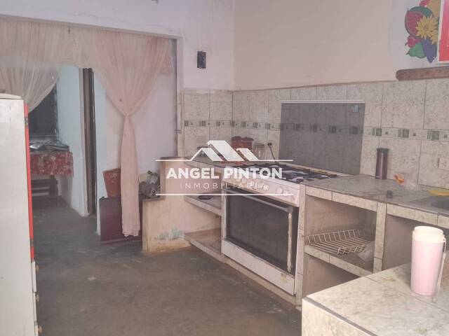 #7888 - CASA para Venta en Maracaibo - V - 2