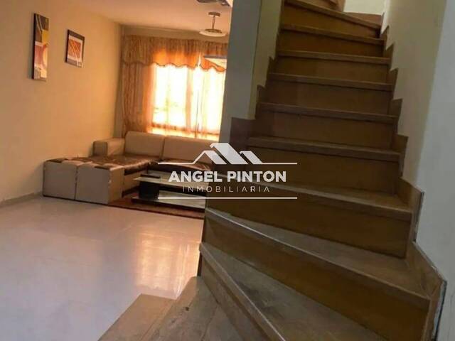 #7901 - CASA para Venta en Maracaibo - V
