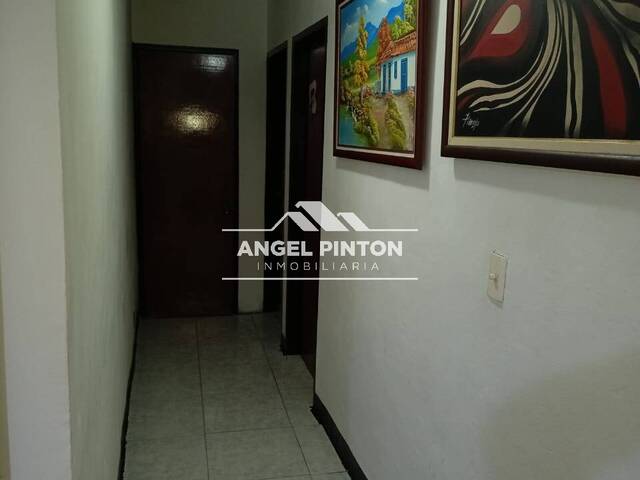 #7900 - CASA para Venta en Caracas - A - 3