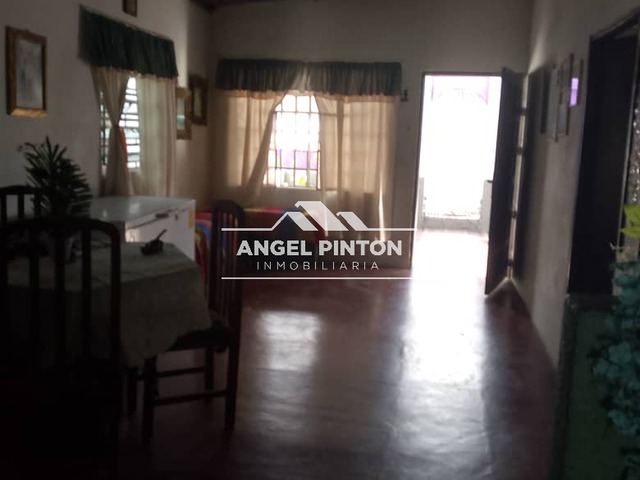#03040 - CASA para Venta en Maracaibo - V - 2