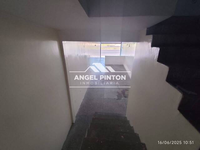 #7919 - LOCAL COMERCIAL para Alquiler en San Francisco - V - 3