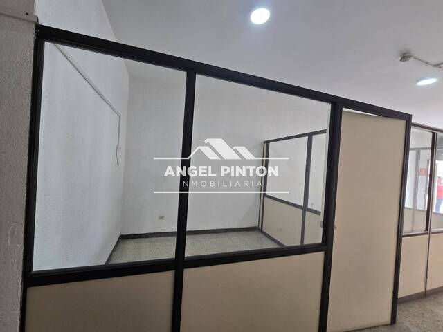 #7945 - LOCAL COMERCIAL para Alquiler en Maracaibo - V - 3