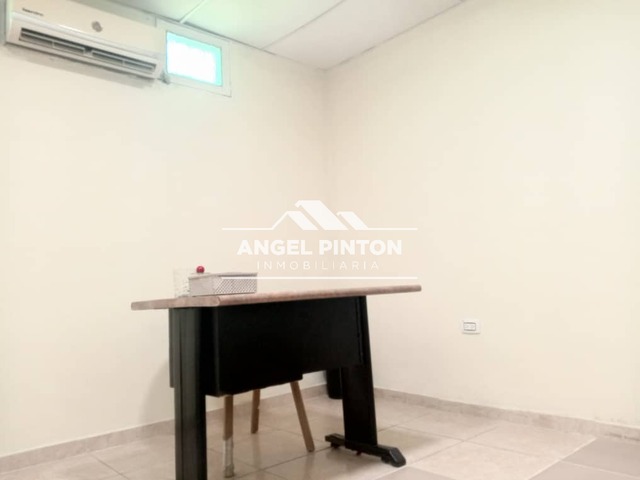 #517949 - CONSULTORIO para Alquiler en Barquisimeto - K - 1