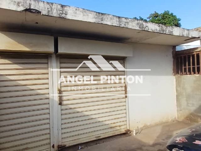 #7985 - CASA-LOCAL para Venta en Maracaibo - V - 3