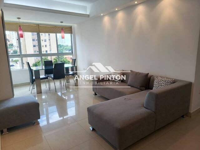 #7996 - APARTAMENTO para Alquiler en Maracaibo - V - 1