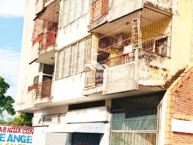 #8022 - APARTAMENTO para Venta en Acarigua - P - 1