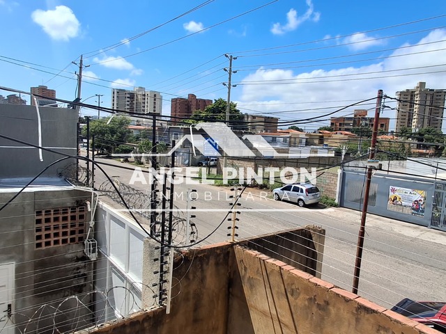 #8107 - CASA para Venta en Maracaibo - V - 2