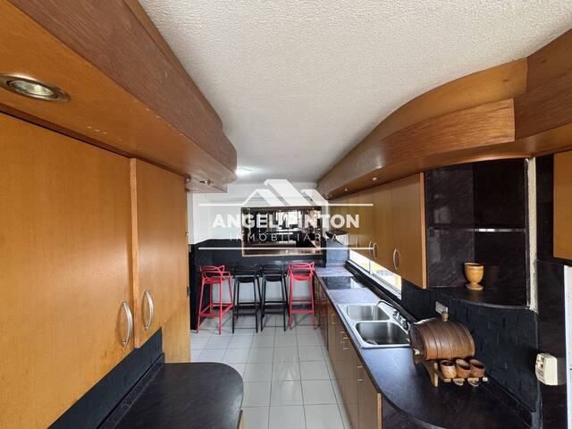 #8108 - APARTAMENTO para Alquiler en Maracaibo - V - 2