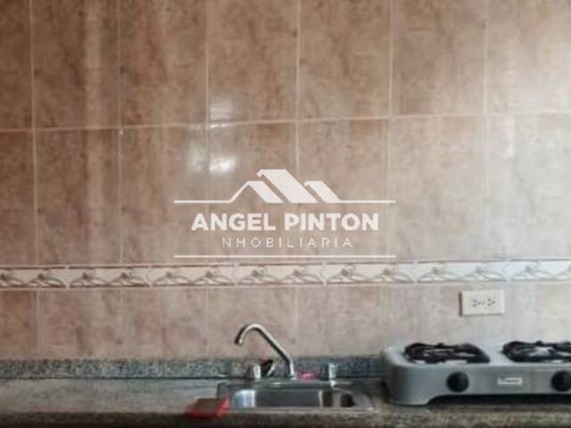 #8130 - APARTAMENTO para Alquiler en Maracaibo - V - 3