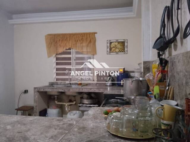 #8140 - CASA para Venta en Maracaibo - V - 3