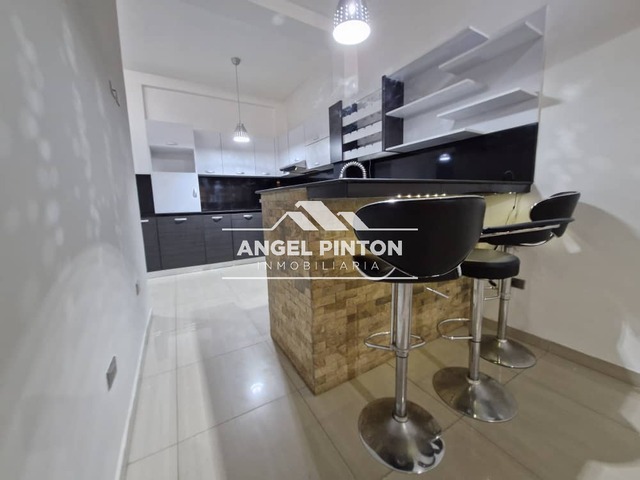 #8146 - CASA para Venta en Maracaibo - V - 3