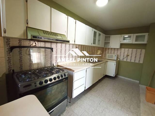 #0887 - APARTAMENTO para Alquiler en Maracaibo - V - 2