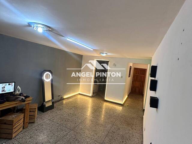 #8169 - APARTAMENTO para Venta en Maracaibo - V - 1
