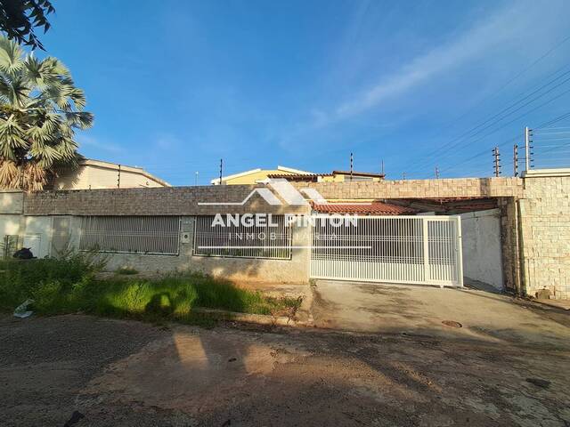 #0896 - CASA para Venta en Maracaibo - V - 1