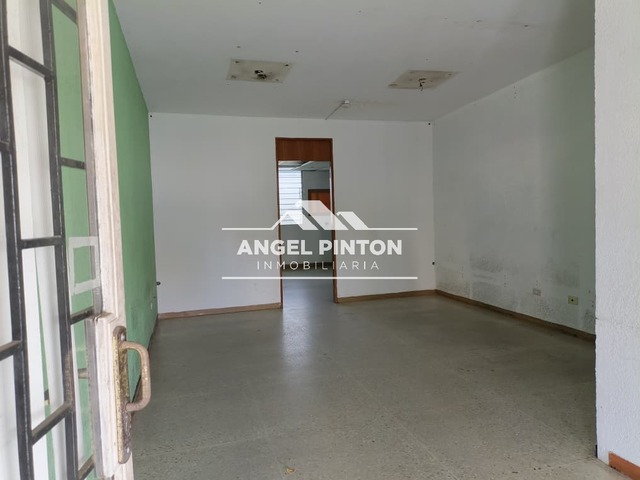 #0895 - LOCAL COMERCIAL para Alquiler en Maracaibo - V - 2