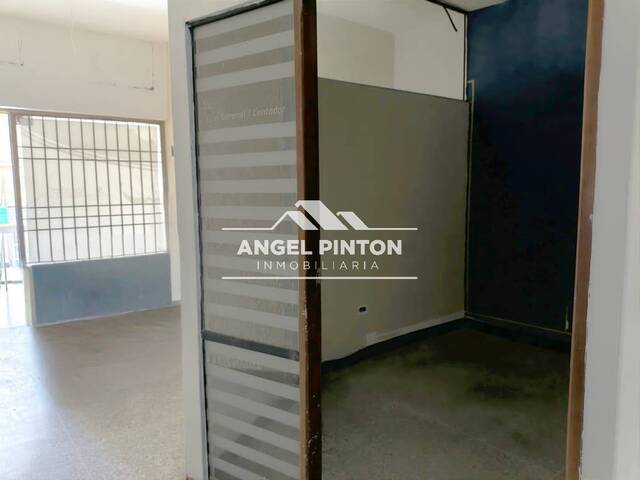#8203 - LOCAL COMERCIAL para Venta en Maracaibo - V - 3