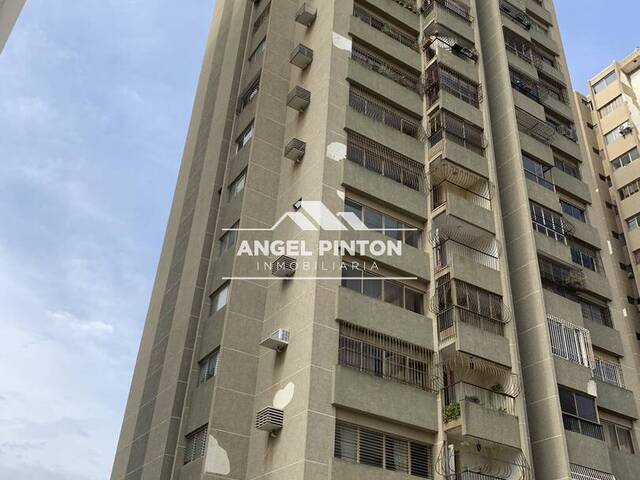 #8209 - APARTAMENTO para Venta en Maracaibo - V - 1