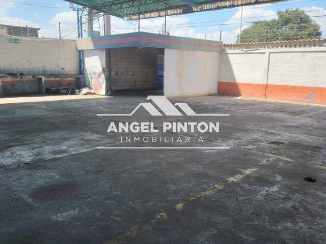 #8215 - GALPÓN / BODEGA para Alquiler en Maracaibo - V - 1