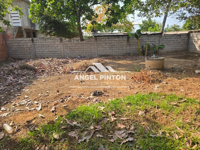 #79102 - TERRENO para Venta en Maracaibo - V - 2
