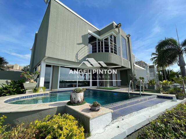 #8144 - CONJUNTO CERRADO para Venta en Maracaibo - V - 1