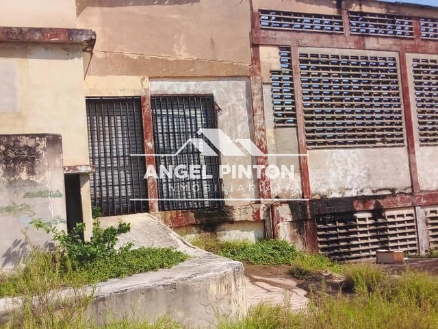 #8242 - GALPÓN / BODEGA para Venta en Maracaibo - V - 1