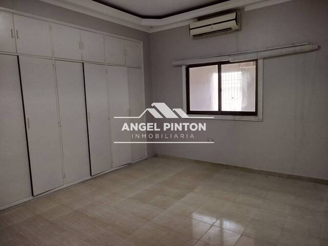 APARTAMENTO para Alquiler en Maracaibo - 4