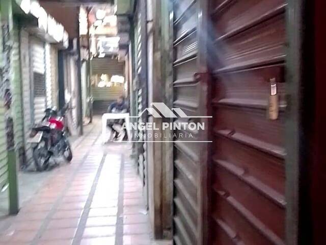 #8290 - LOCAL COMERCIAL para Venta en Maracaibo - V - 2