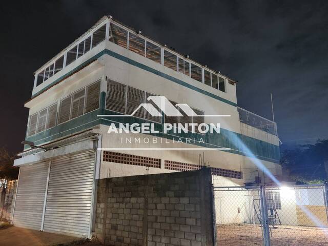 #8320 - CASA COMERCIAL para Alquiler en San Francisco - V - 2