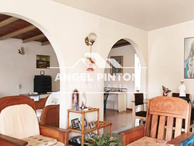 #8324 - CONJUNTO CERRADO para Venta en Araure - P - 2