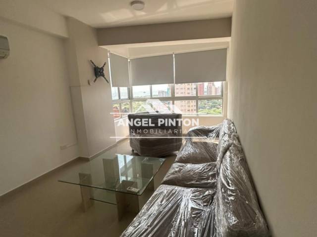 #8350 - APARTAMENTO para Alquiler en Maracaibo - V - 3